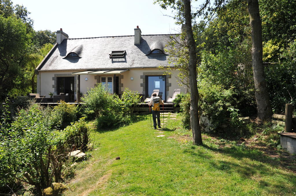 Les Fous De Bassans Bed & Breakfast Poullan-sur-Mer Eksteriør bilde