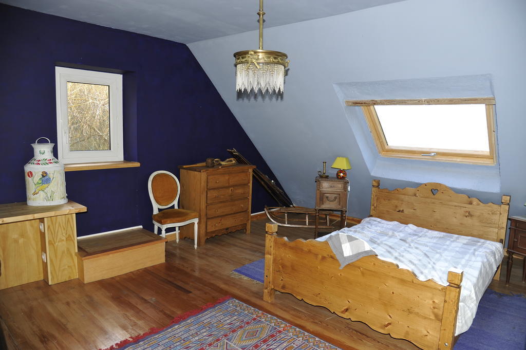 Les Fous De Bassans Bed & Breakfast Poullan-sur-Mer Rom bilde