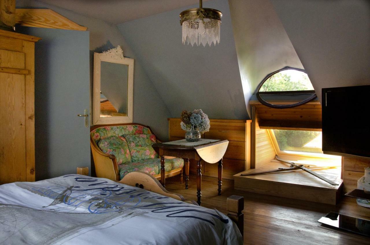 Les Fous De Bassans Bed & Breakfast Poullan-sur-Mer Eksteriør bilde
